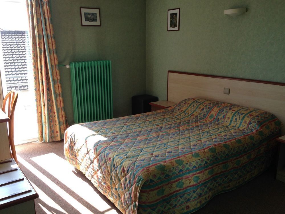 "Contact Hotel" Le Saint Remy - Chalon Sud Luaran gambar