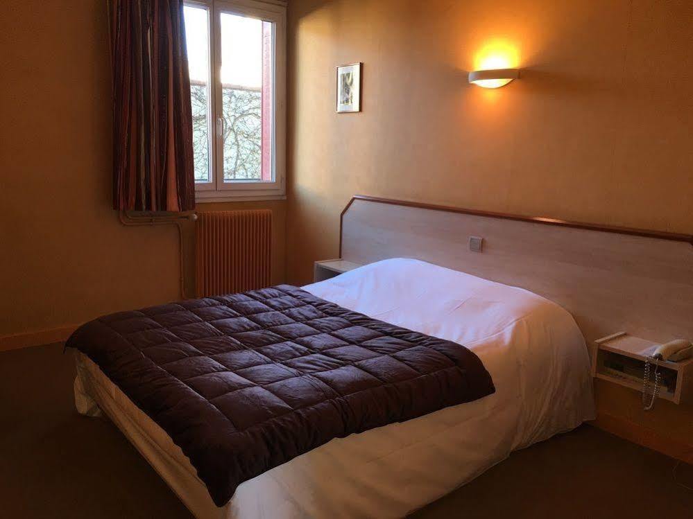 "Contact Hotel" Le Saint Remy - Chalon Sud Luaran gambar